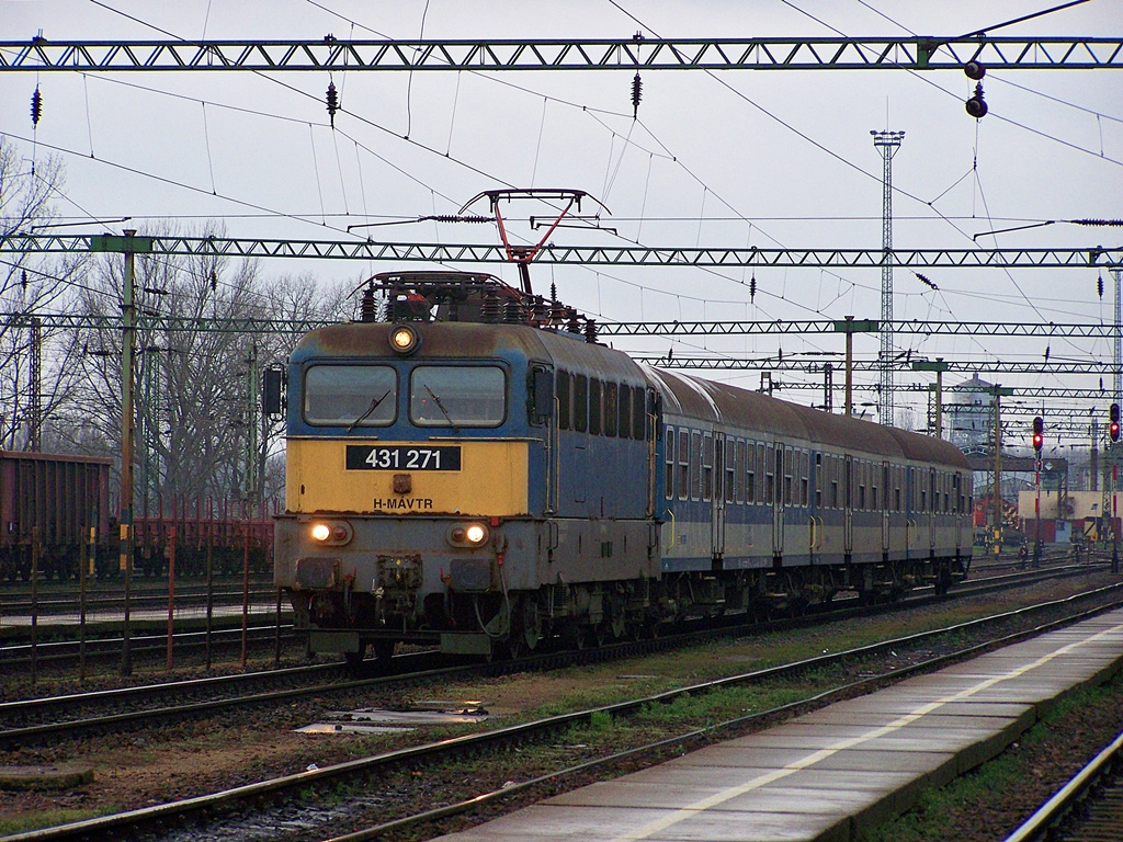 431 271 Dombóvár (2013.03.10).