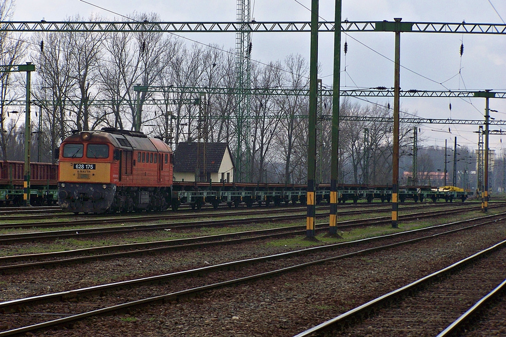 628 175 Dombóvár (2013.03.13).