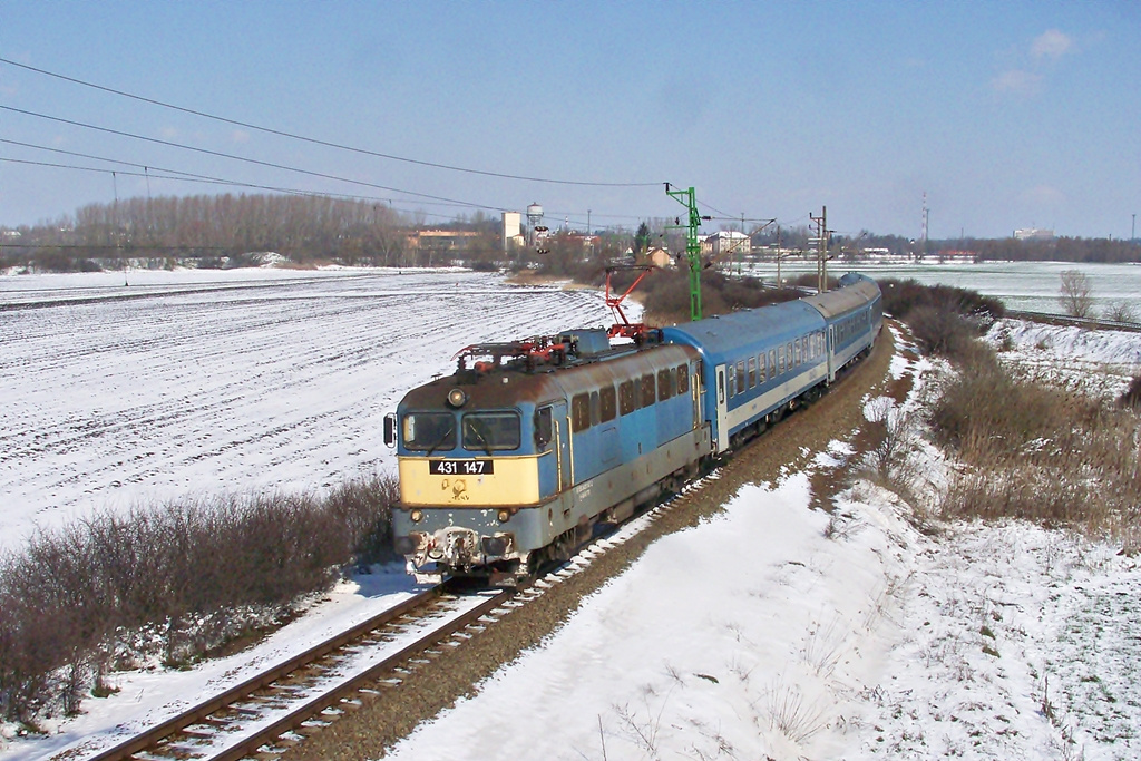 431 147 Dombóvár (2013.03.16).
