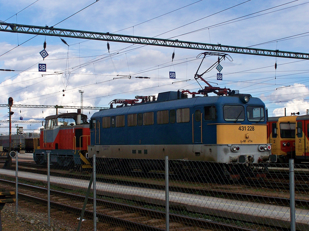 431 228 Dombóvár (2013.03.19).