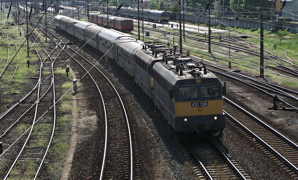 431 338 Székesfehérvár (2013.05.04).