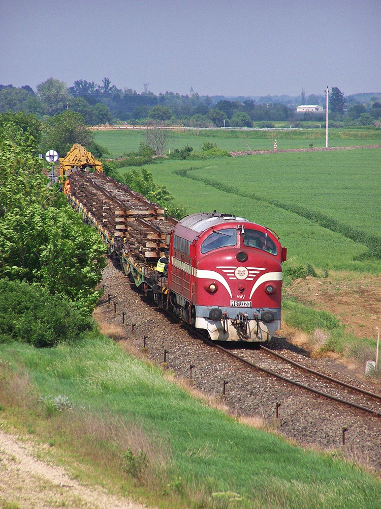 M61 - 020 Bátaszék (2013.05.08).01