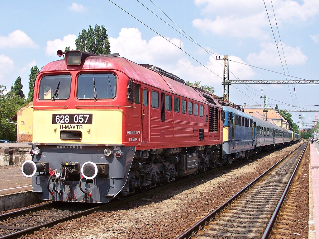 628 057 + 431 007 Szeged (2013.05.11).