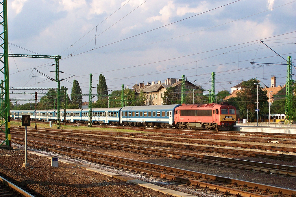 418 320 Kelenföld (2013.06.20).