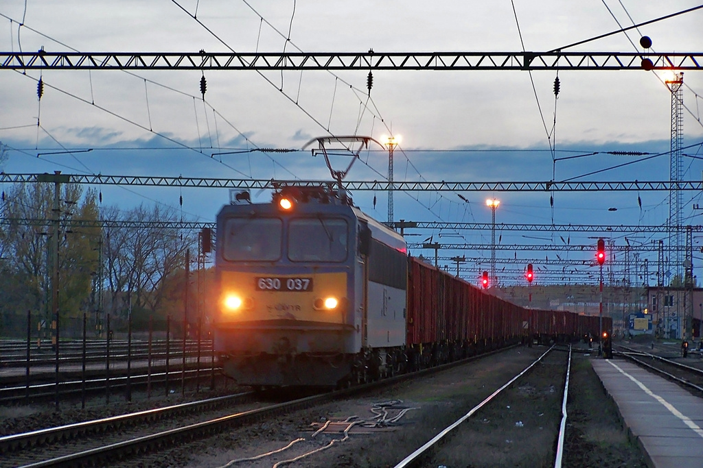 630 037 Dombóvár (2013.10.30)