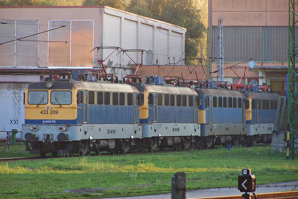 433 209 Dombóvár (2013.11.16)