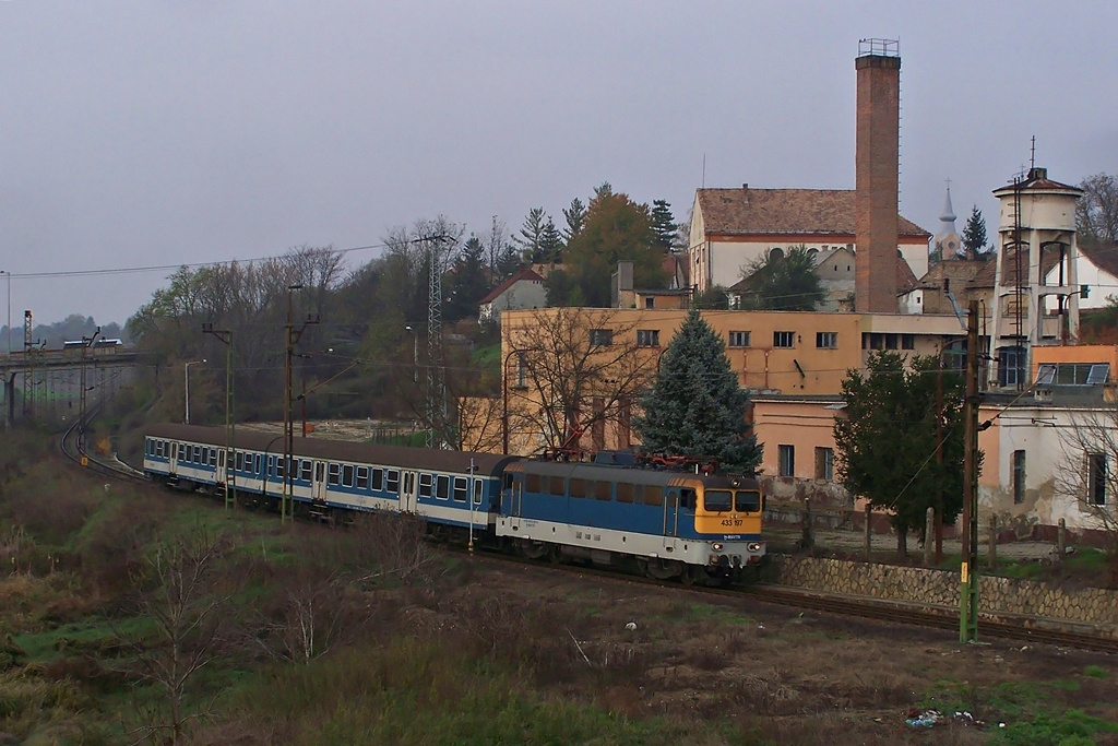 433 197 Dombóvár alsó (2013.11.18).