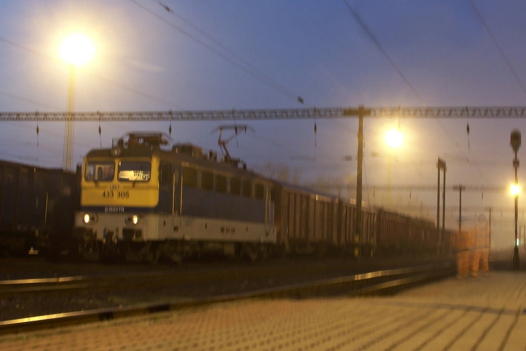 433 305 Dombóvár (2013.11.19).