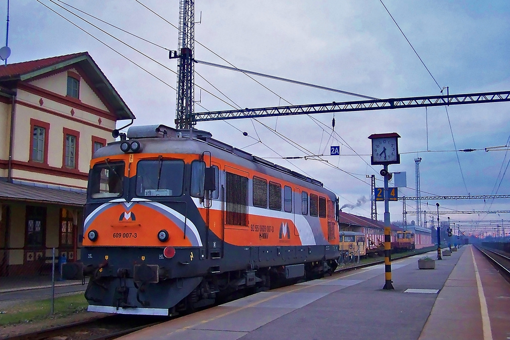 609 007 Dombóvár (2013.11.29)