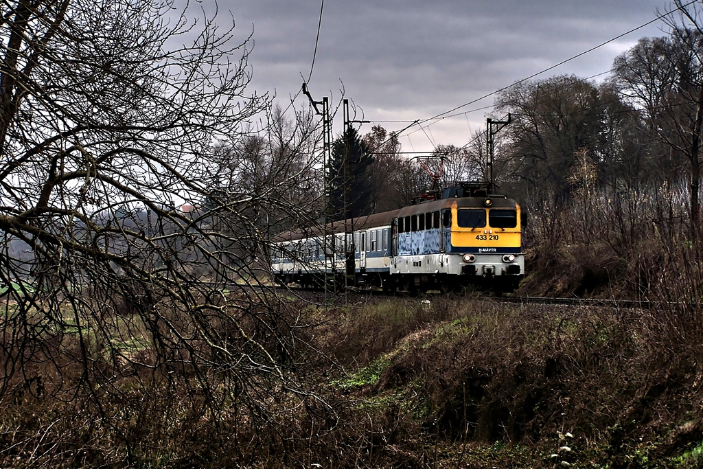 433 210 Dombóvár alsó(2013.12.09)