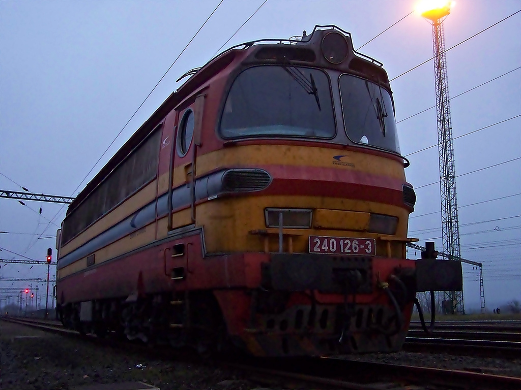 240 126 Dombóvár (2013.12.16).