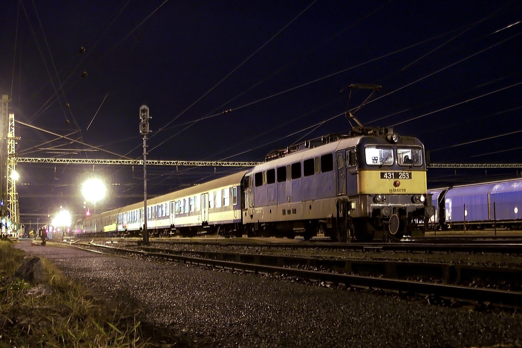 431 253 Dombóvár (2014.01.20).