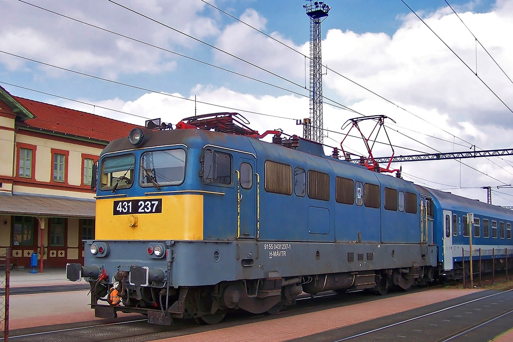 431 237 Dombóvár (2014.03.25).