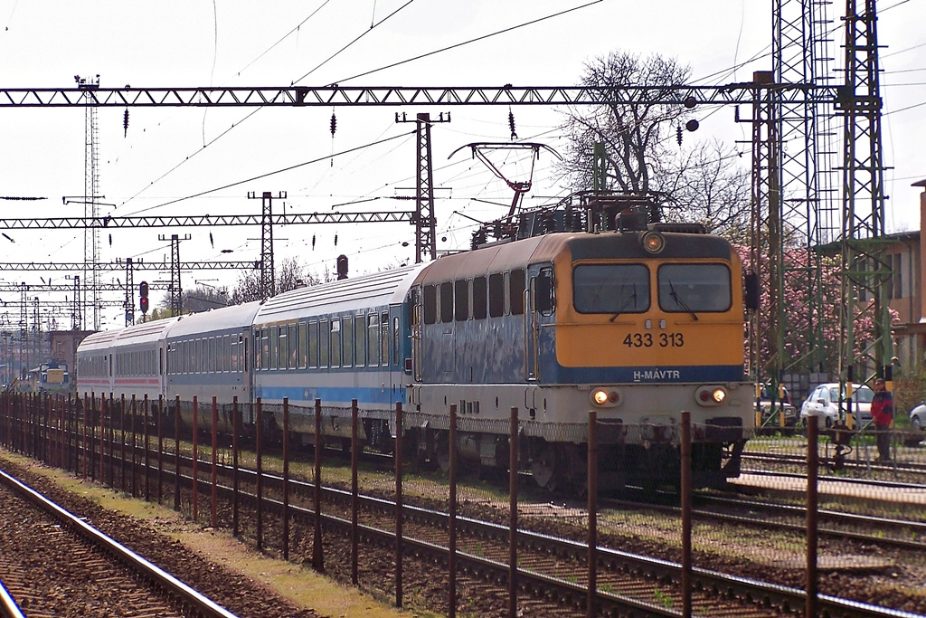 433 313 Dombóvár (2014.03.25).