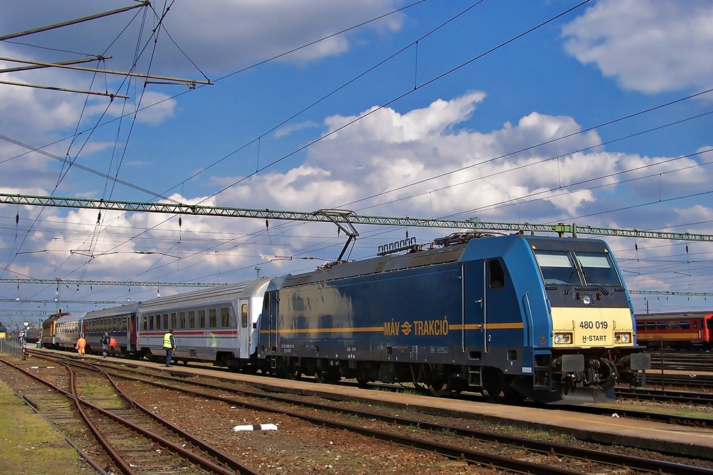 480 019 Dombóvár (2014.03.27).