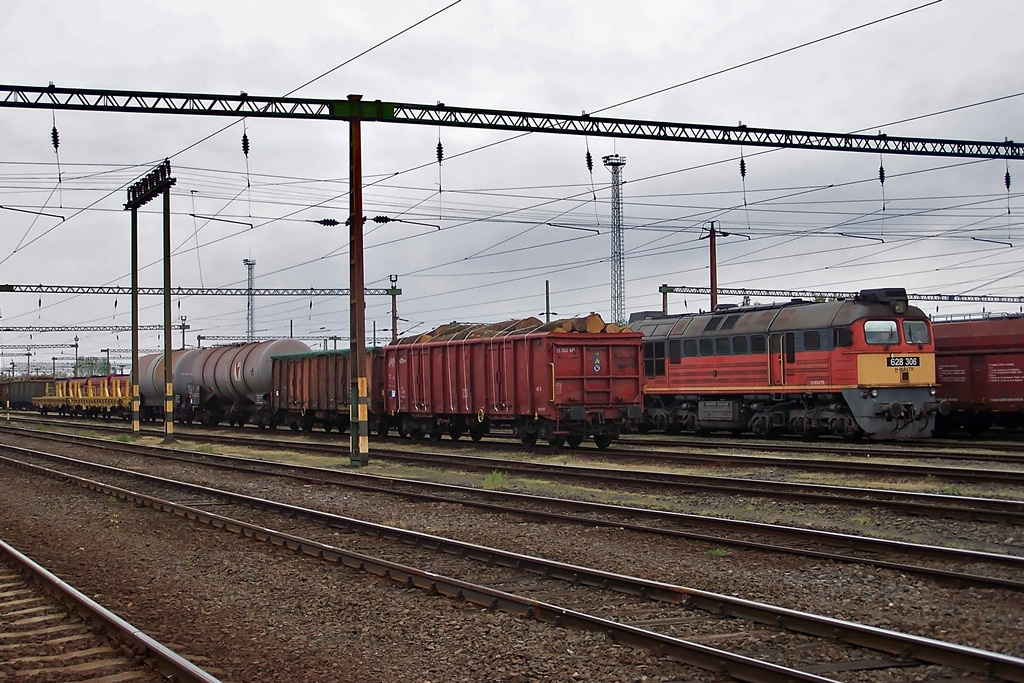 628 306 Dombóvár (2014.04.16).