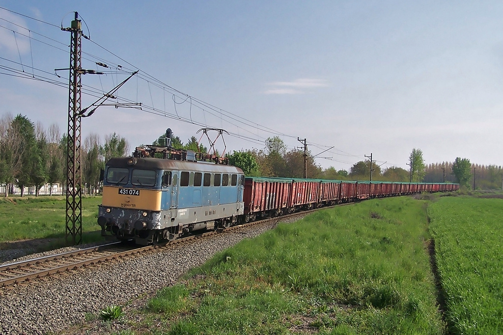 431 074 Dombóvár (2014.04.18).