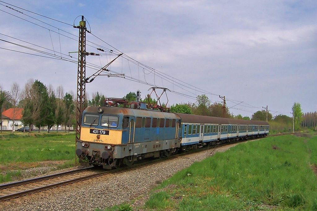 431 179 Dombóvár (2014.04.18).