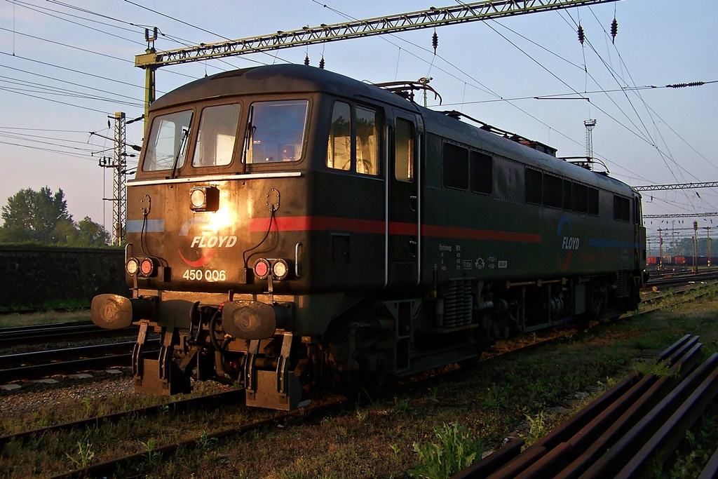 450 006 Dombóvár (2014.04.29).