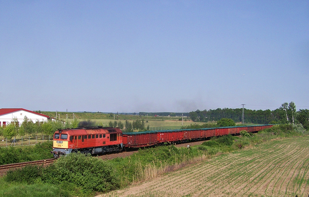 628 215 Bátaszék (2014.05.22).