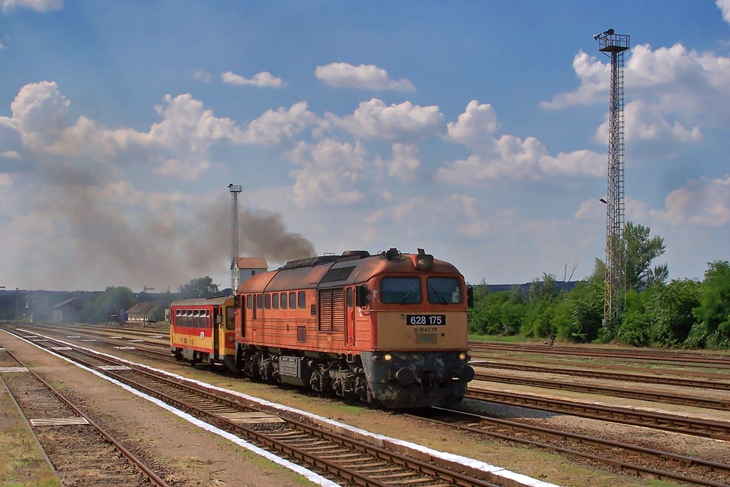 628 175 Bátaszék (2014.07.16).