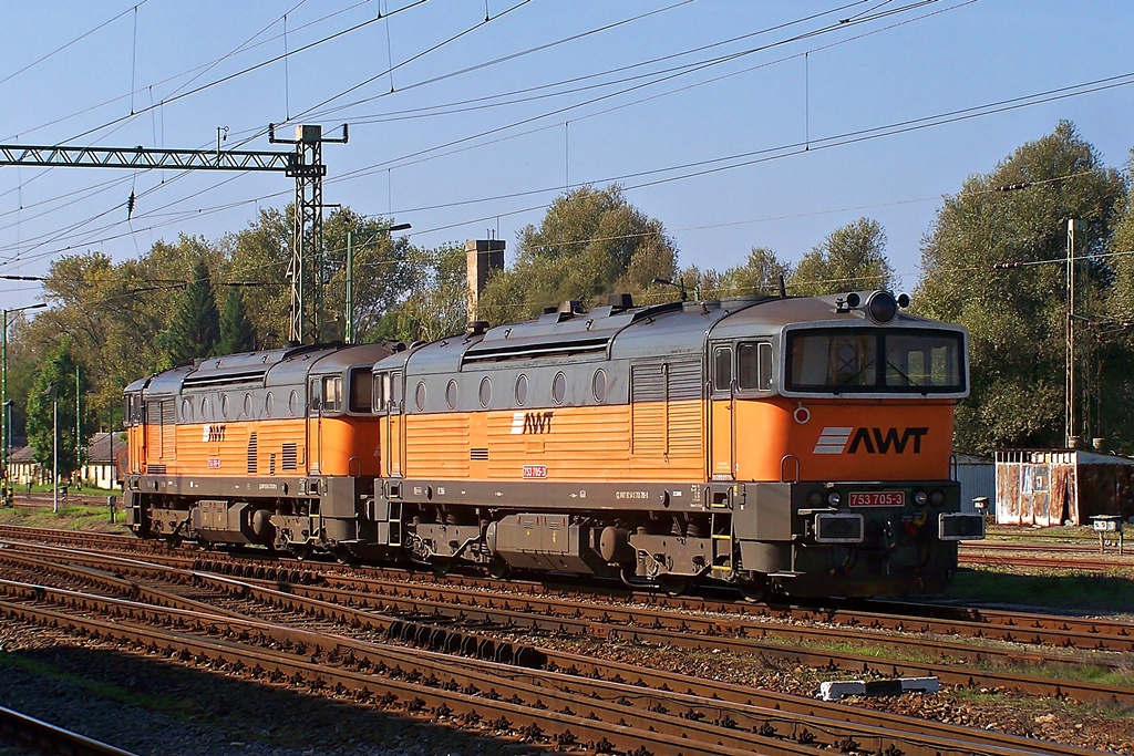 753 705 Dombóvár (2014.09.30).