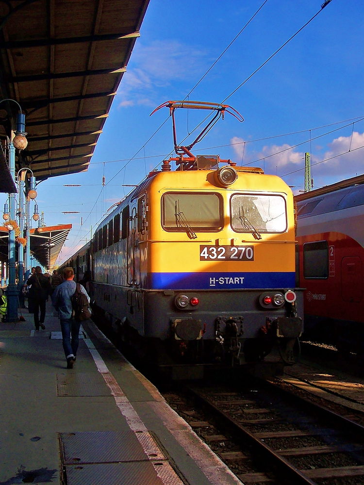 432 270 Budapest Keleti (2014.10.21).