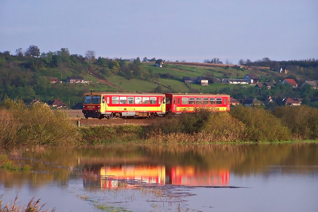 117 239 Dombóvár (2014.10.25).