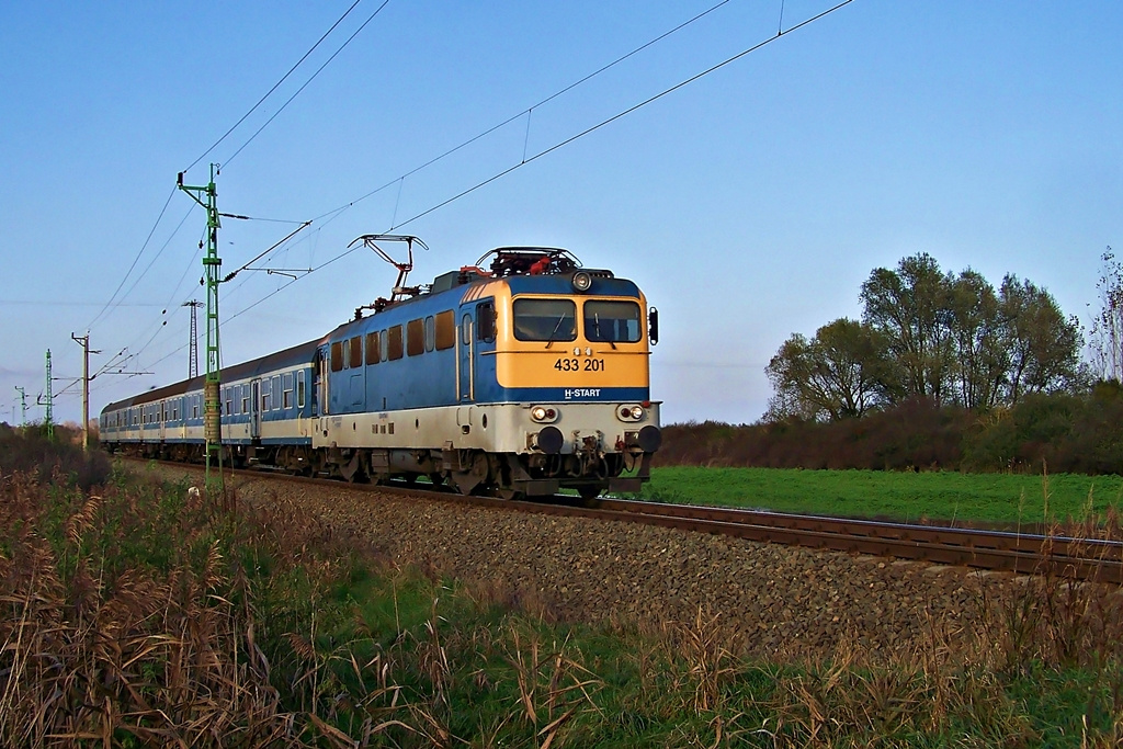 433 201 Dombóvár (2014.10.25).