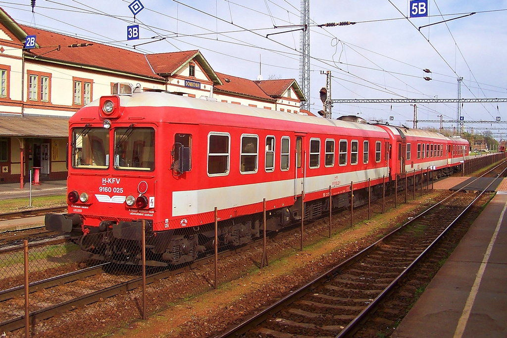 916 025 Dombóvár (2014.11.07).