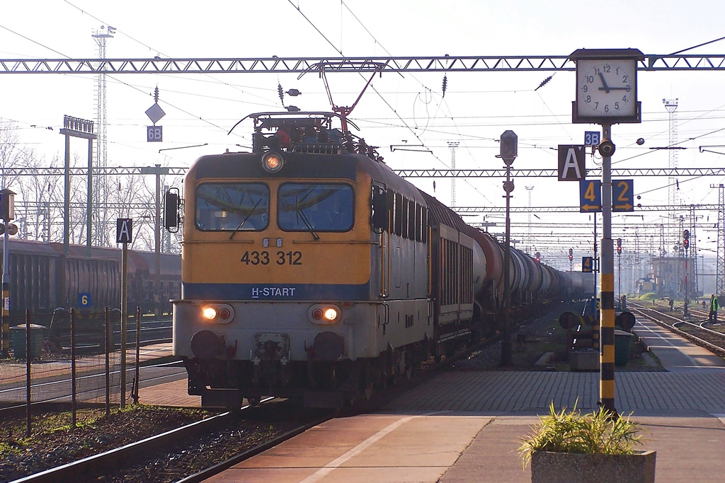 433 312 Dombóvár (2014.12.12).