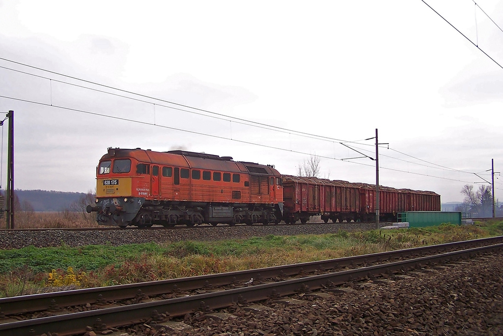 628 175 Dombóvár (2014.12.10).