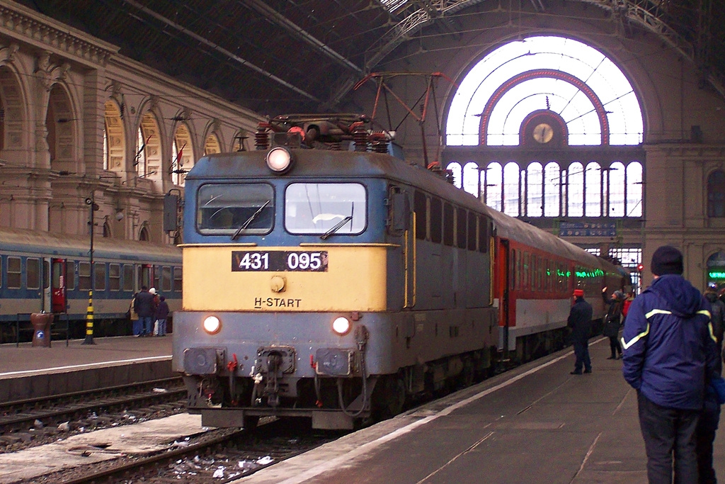 431 095 Budapest Keleti (2015.01.02).