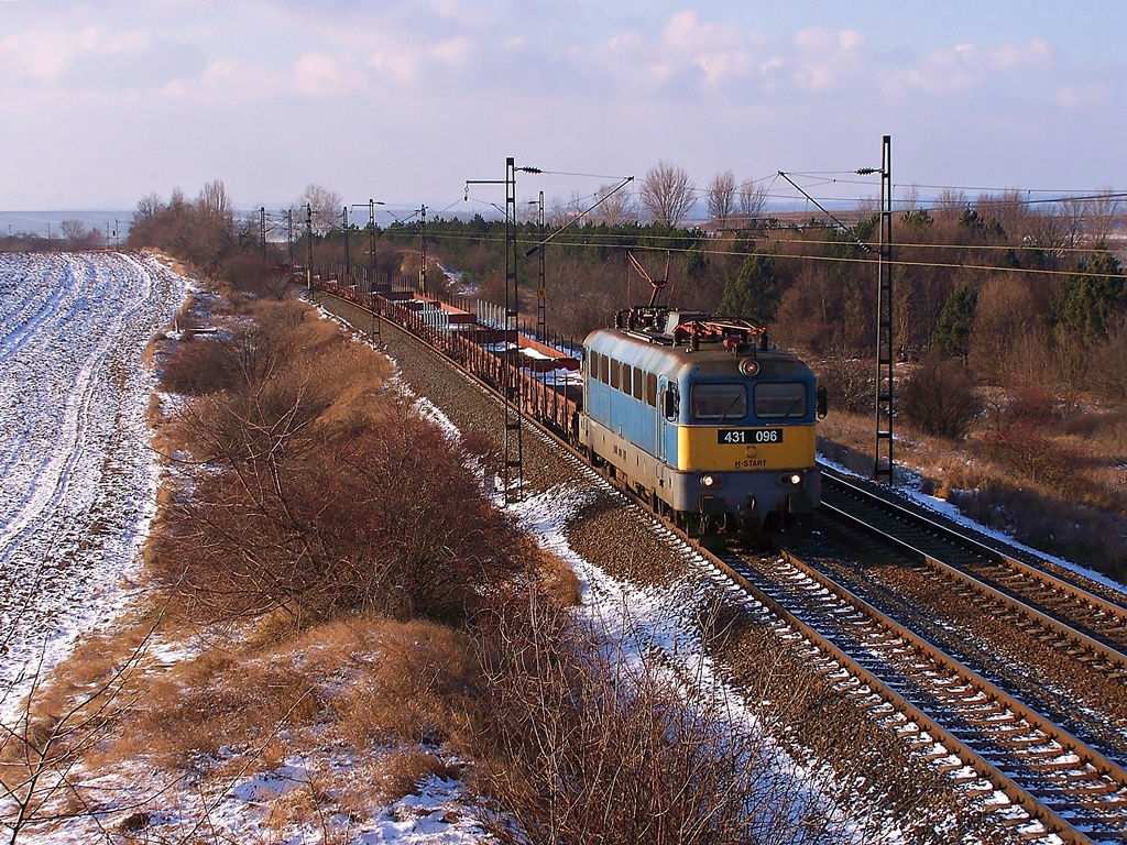 431 096 Biatorbágy (2014.12.30).