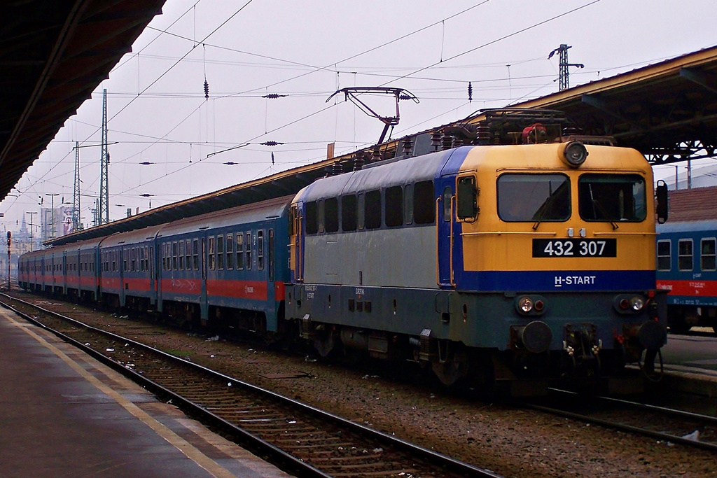 432 307 Budapest Keleti (2015.01.02).