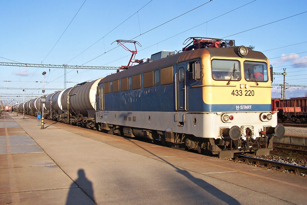 433 220 Dombóvár (2015.01.28).