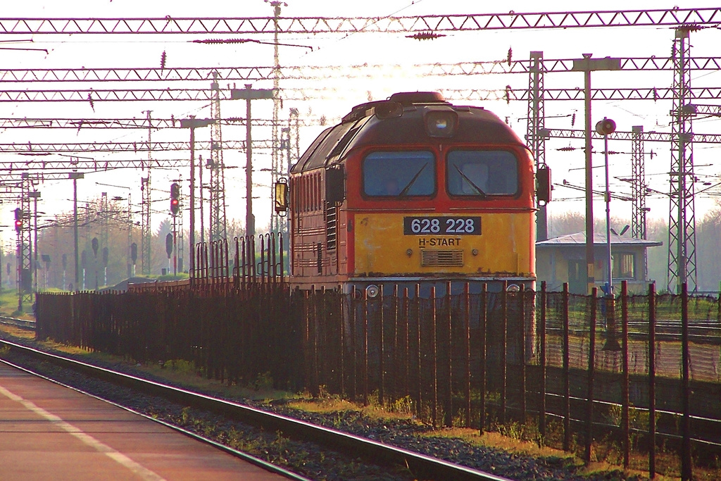 628 228 Dombóvár (2015.04.20)