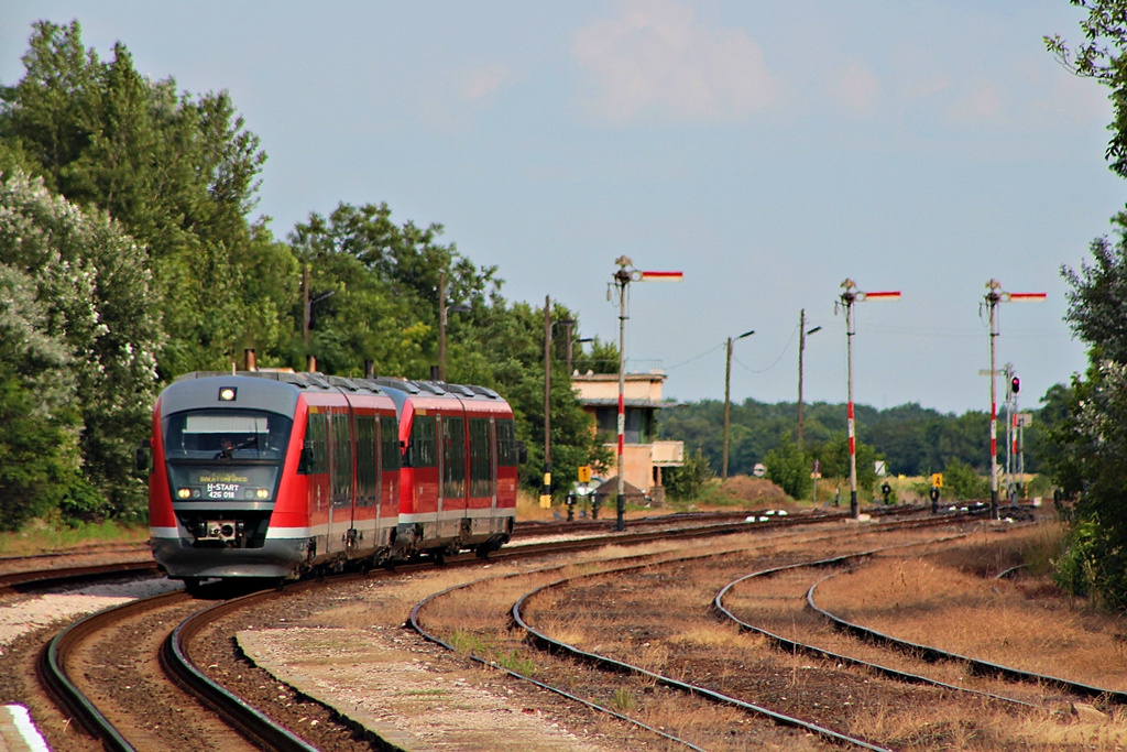 426 018 Börgönd (2015.06.20).