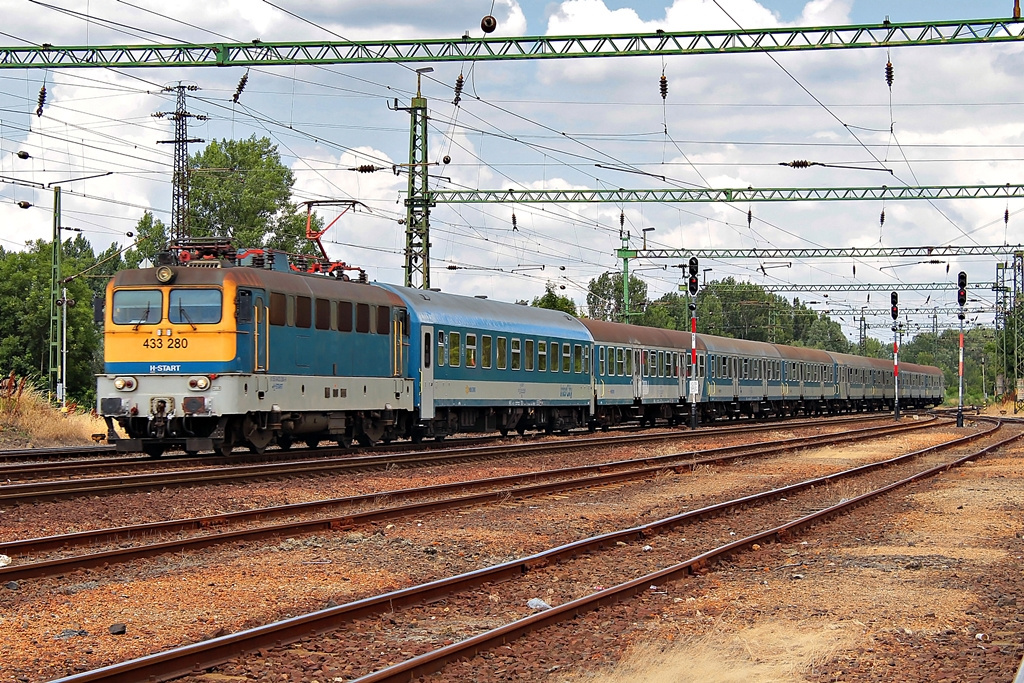 433 280 Szabadbattyán (2015.06.20).02