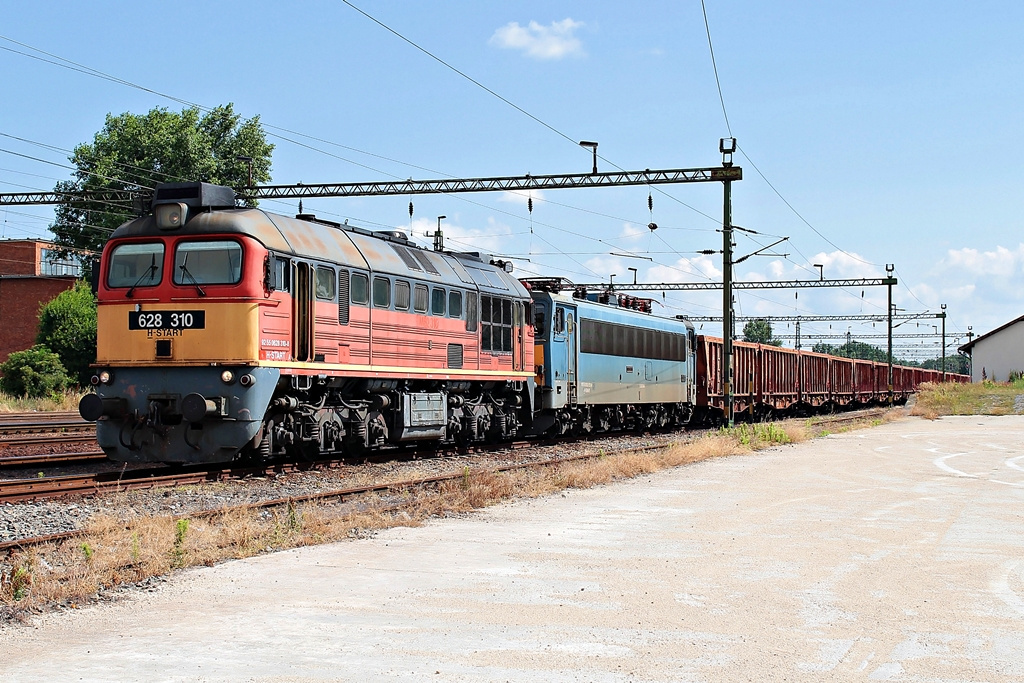 628 310 + 630 138 Szabadbattyán (2015.06.20).