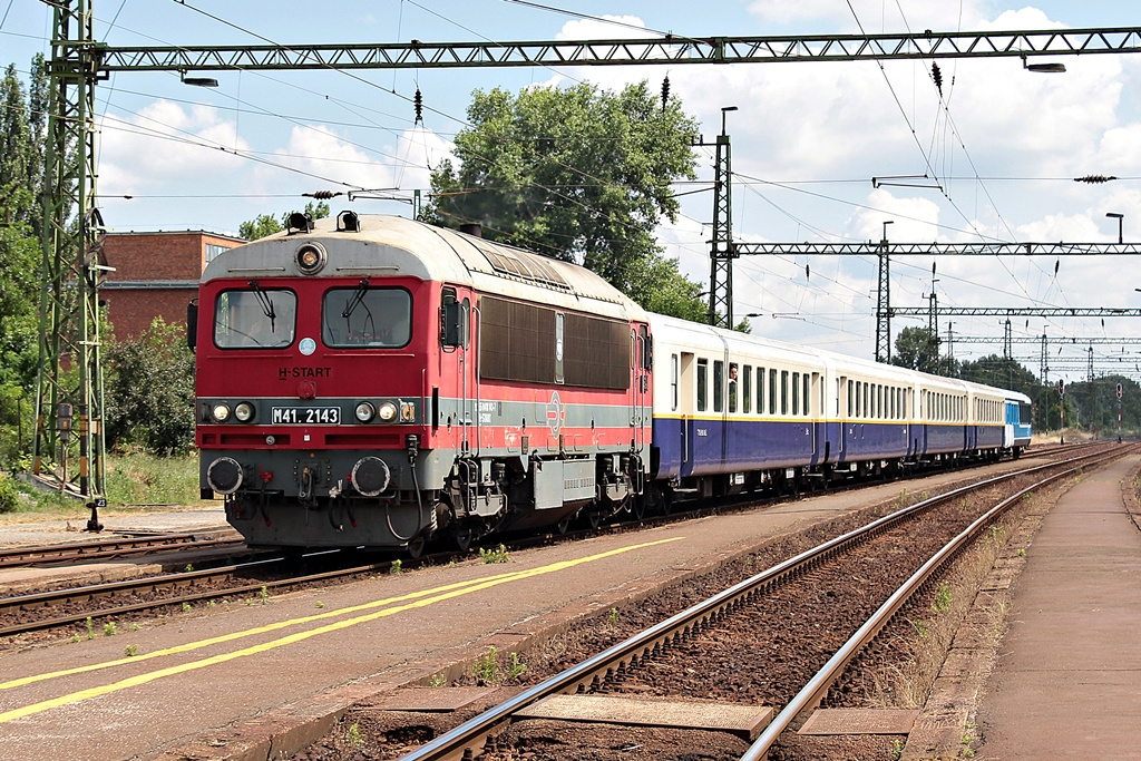 M41 - 2143 Szabadbattyán (2015.06.20).