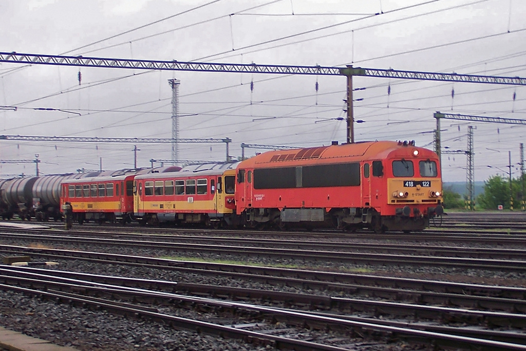 418 122 Dombóvár (2015.06.24).