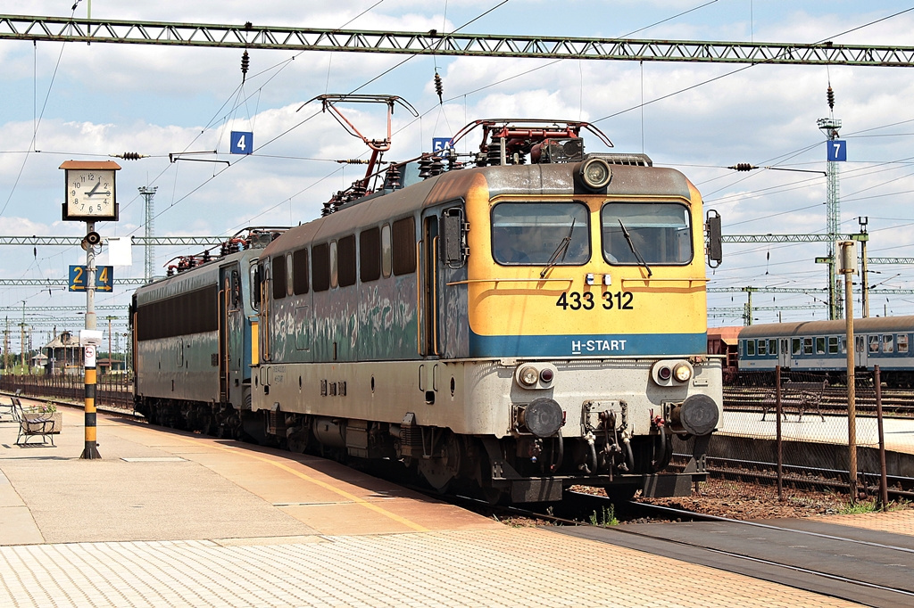 433 312 Dombóvár (2015.07.10).