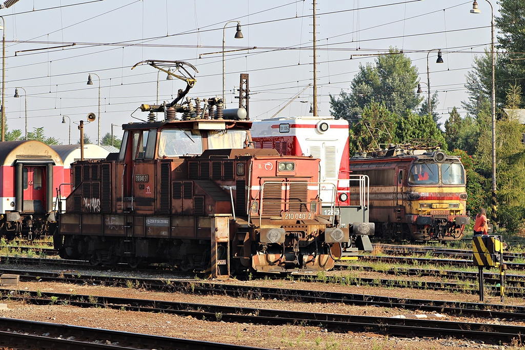 210 040 Érsekújvár (2015.08.12)