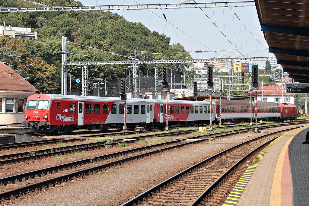 8073 003 Bratislava Hlavna Stanica (2015.08.12)