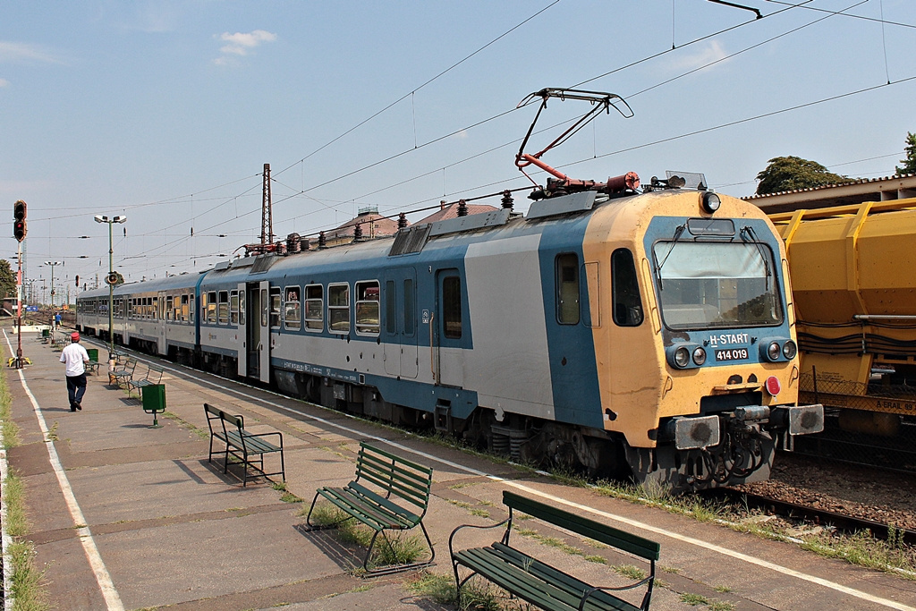 414 019 Füzesabony (2015.08.14)