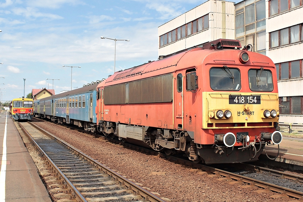 418 154 Mátészalka (2015.08.21)02