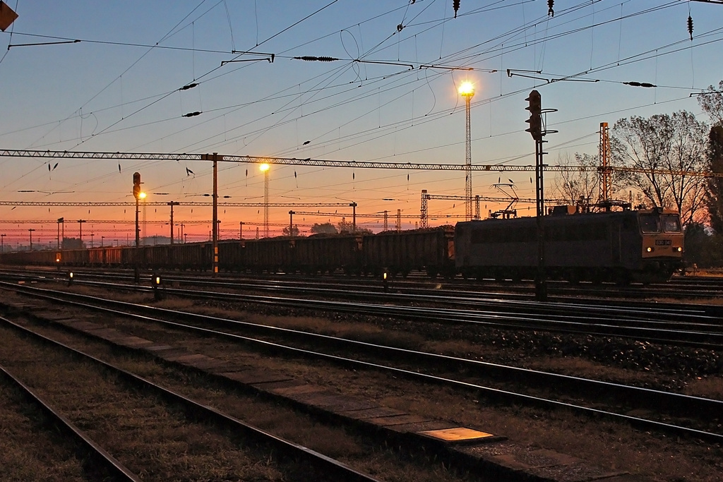 630 041 Dombóvár (2015.10.02).