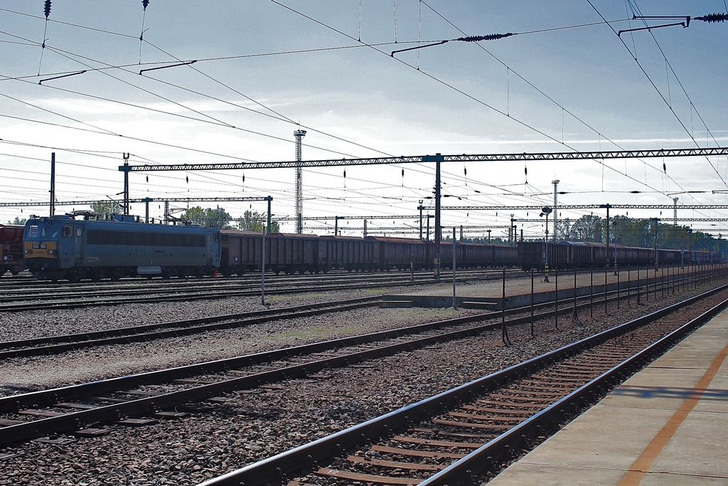 630 156 Dombóvár (2015.10.02).