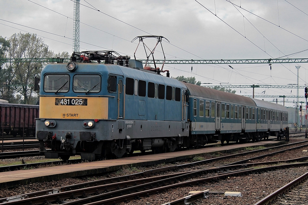 431 025 Dombóvár (2015.10.09).